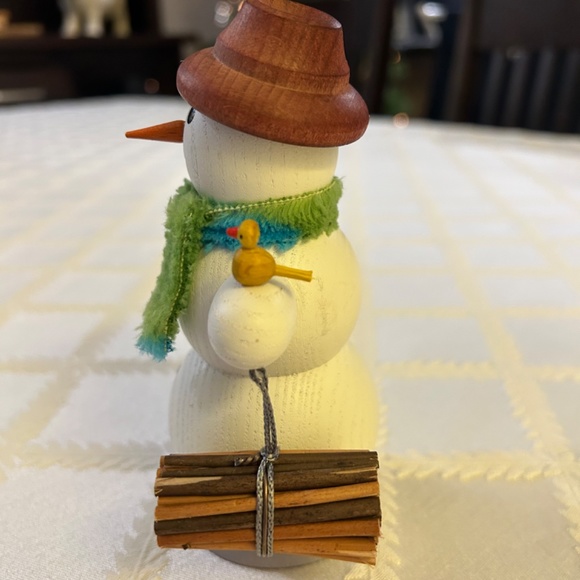Kuhnert Christmas Snowman Smoker Wood Gatherer - Picture 4 of 9